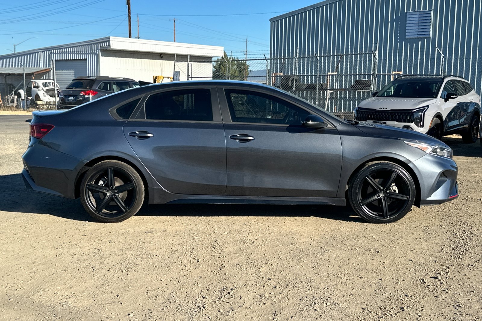 Used 2022 Kia Forte GT-Line w/ GT-Line Technology Package FWD image 3