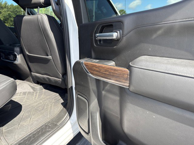 Used 2022 Chevrolet Silverado 1500 High Country w/ Technology Package image 17