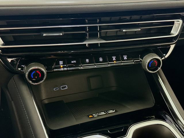 New 2026 Chevrolet Traverse LT image 18