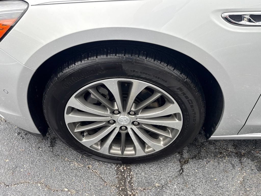 Used 2017 Buick LaCrosse Premium w/ Driver Confidence Package #2 FWD image 7