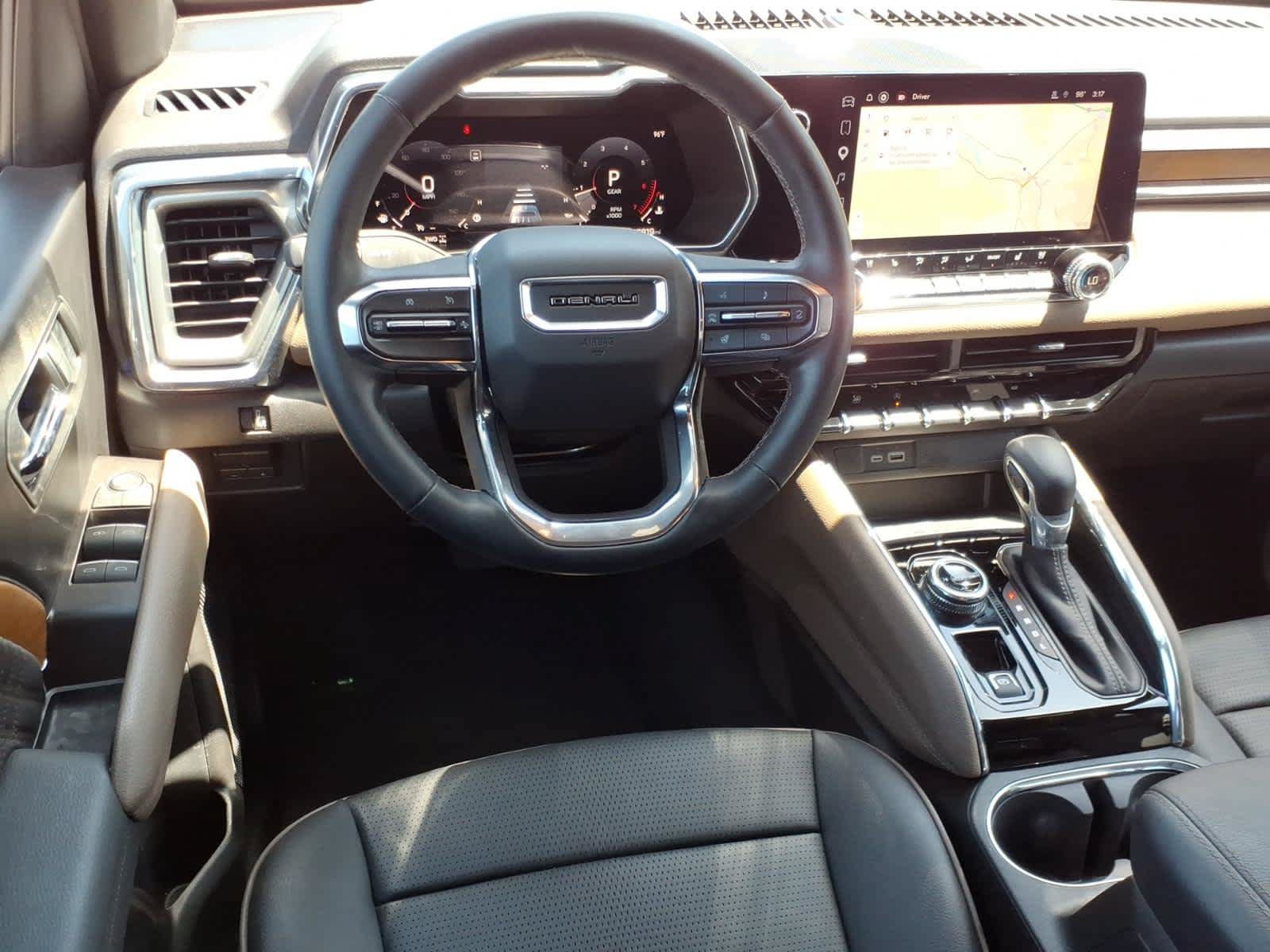 Certified 2024 GMC Canyon Denali AWD/4WD image 18