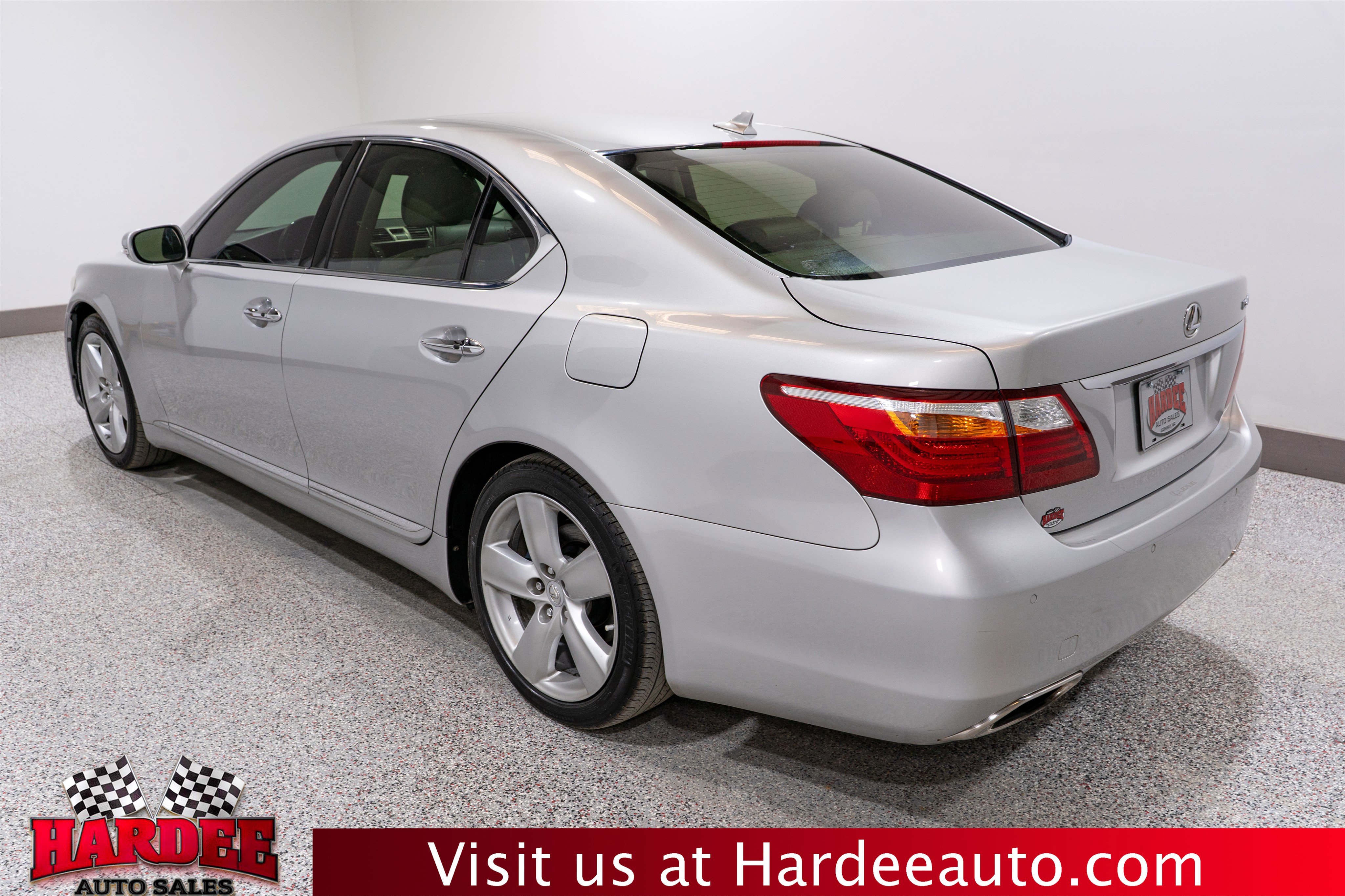 Used 2012 Lexus LS 460 w/ Comfort Pkg image 3