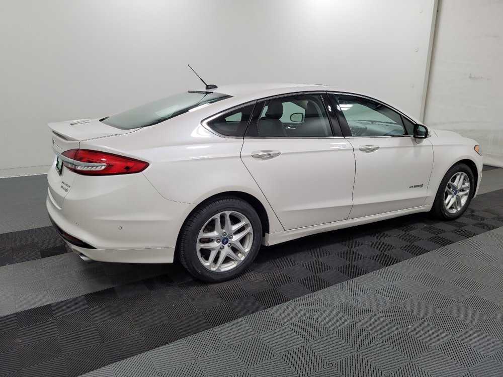 Used 2018 Ford Fusion Titanium FWD image 10