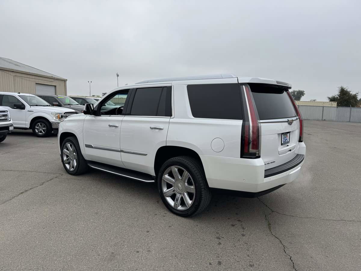 Used 2017 Cadillac Escalade Luxury image 8