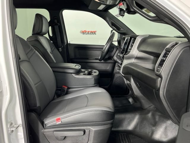 New 2026 RAM 2500 Tradesman w/ Chrome Appearance Group AWD/4WD image 29