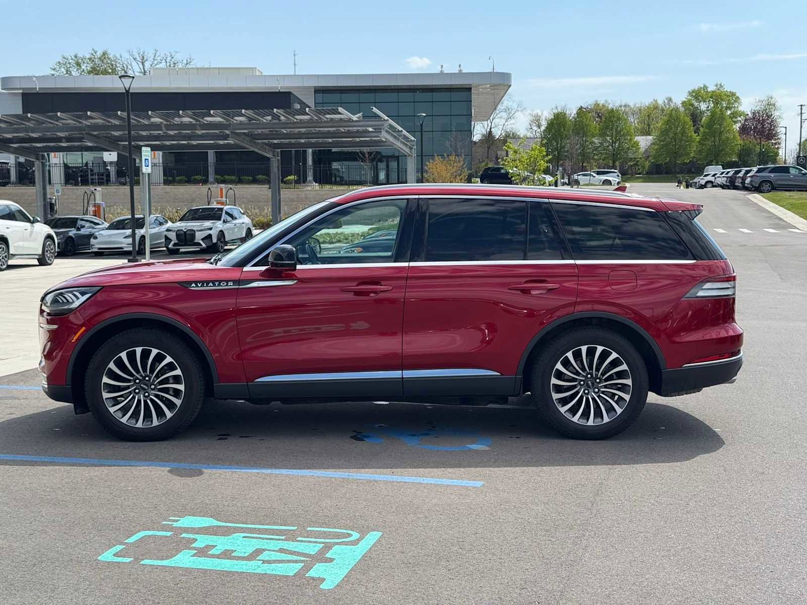 Used 2020 Lincoln Aviator Reserve w/ Equipment Group 201A AWD/4WD image 4
