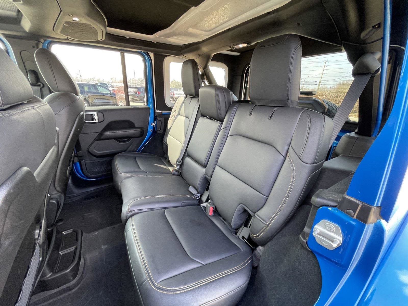 Used 2024 Jeep Wrangler Sahara w/ Safety Group image 34