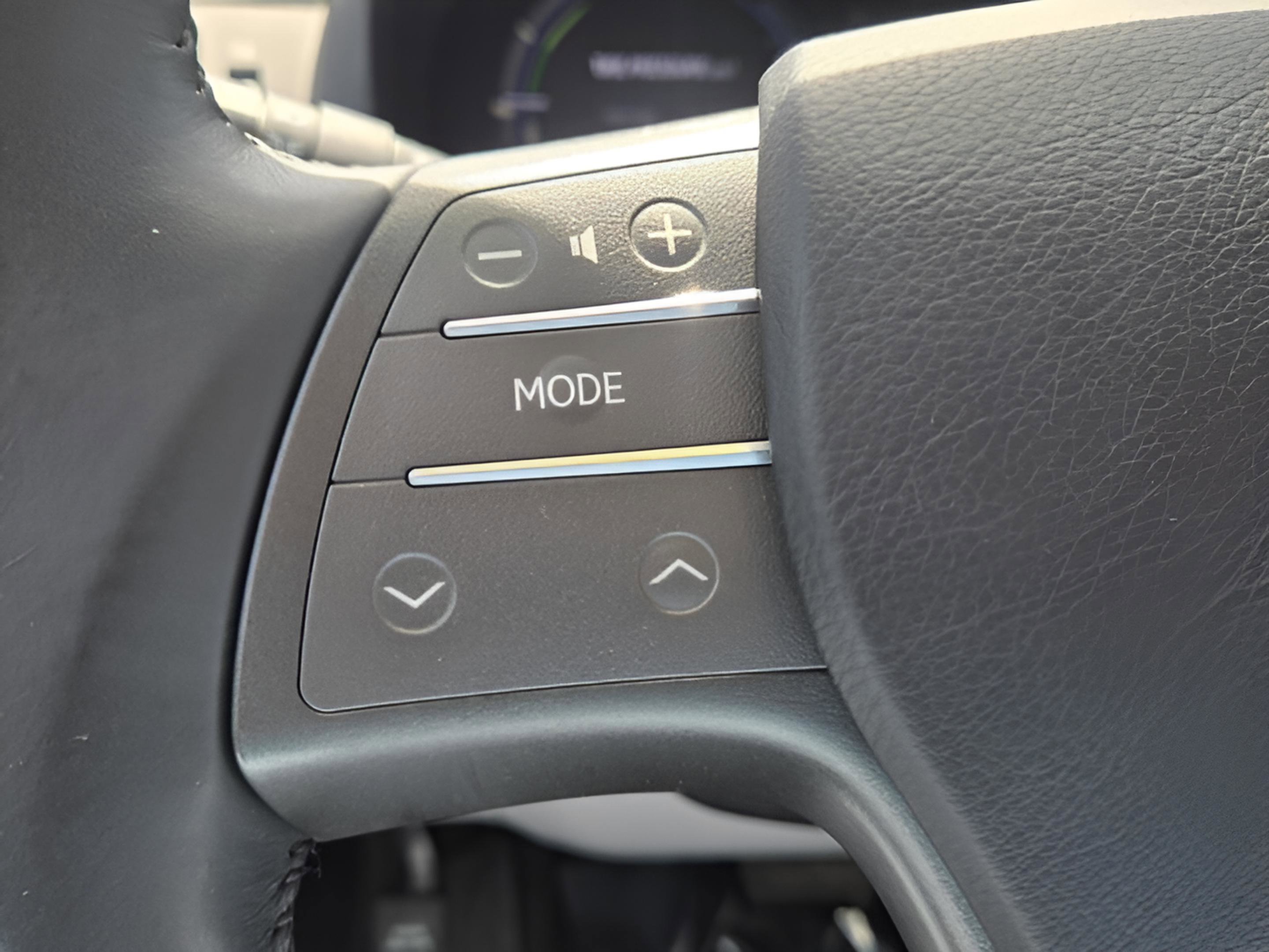 Used 2010 Lexus HS 250h image 20