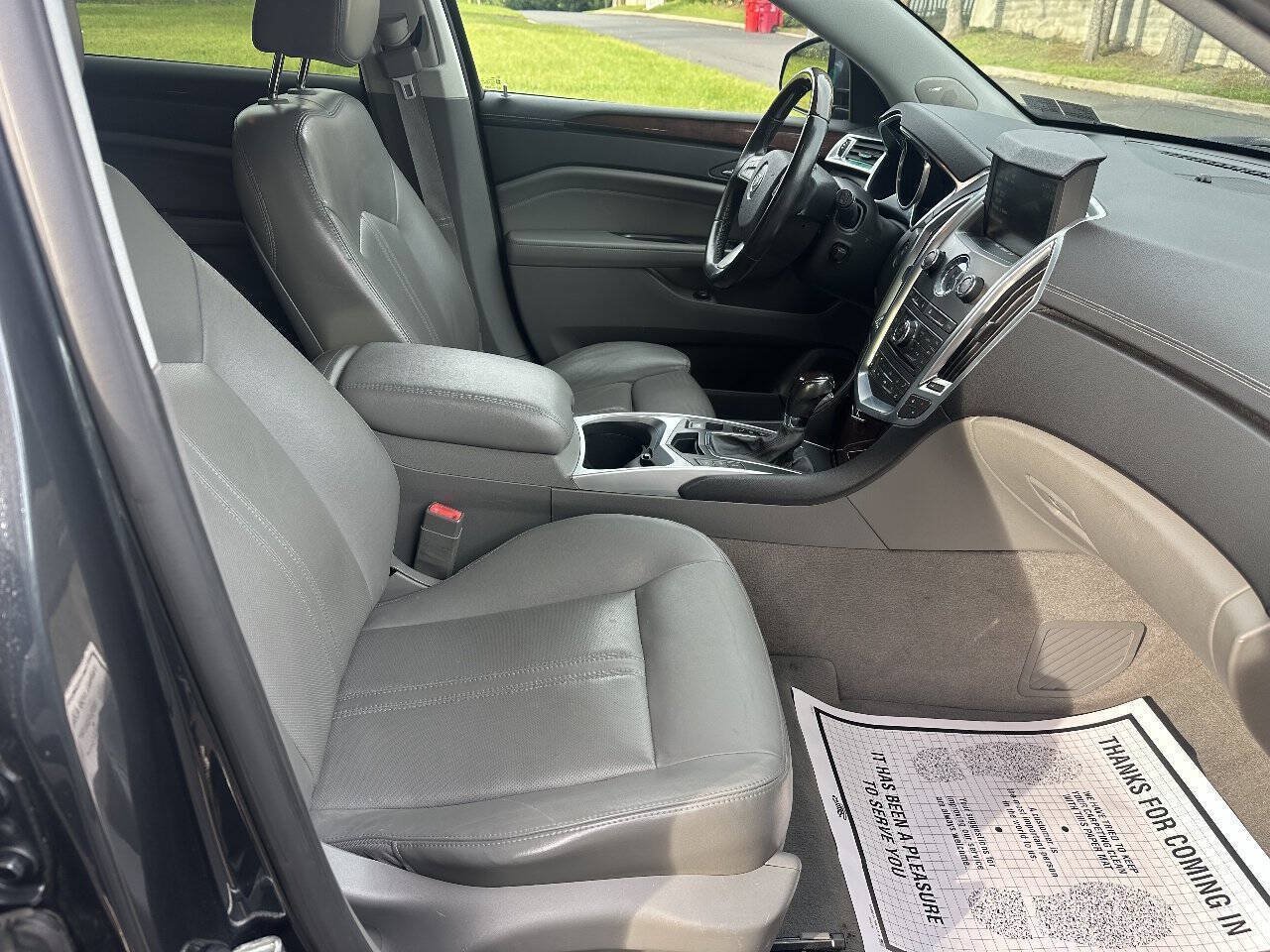 Used 2012 Cadillac SRX Luxury FWD image 12