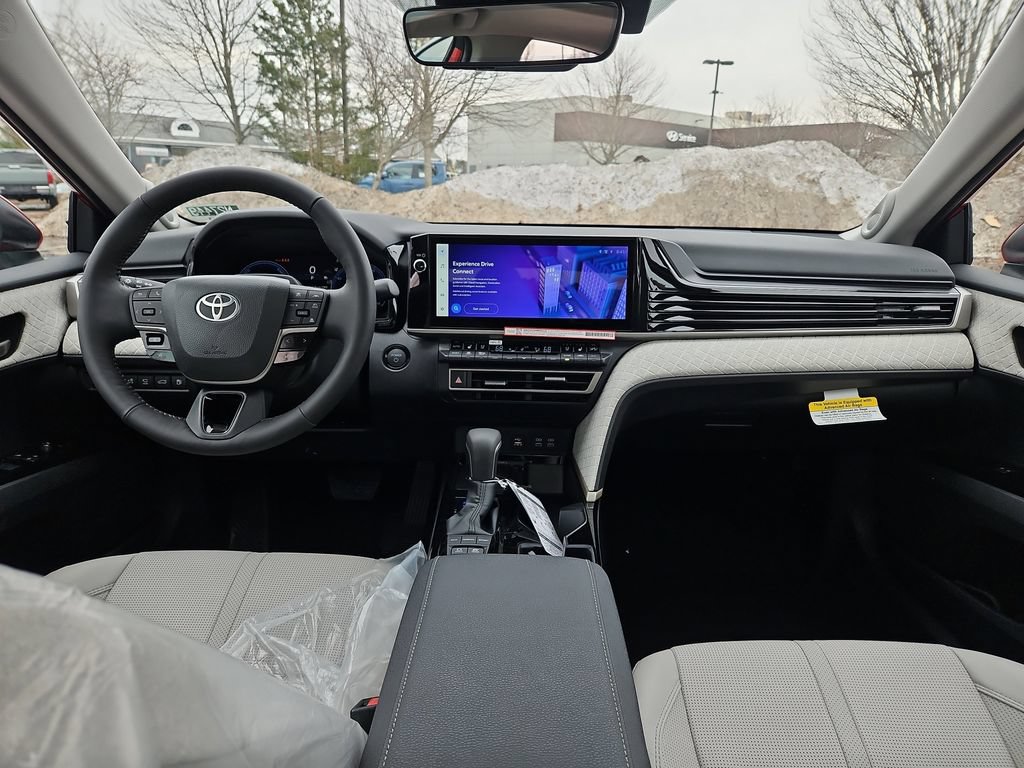 New 2026 Toyota Camry Hybrid AWD/4WD image 7