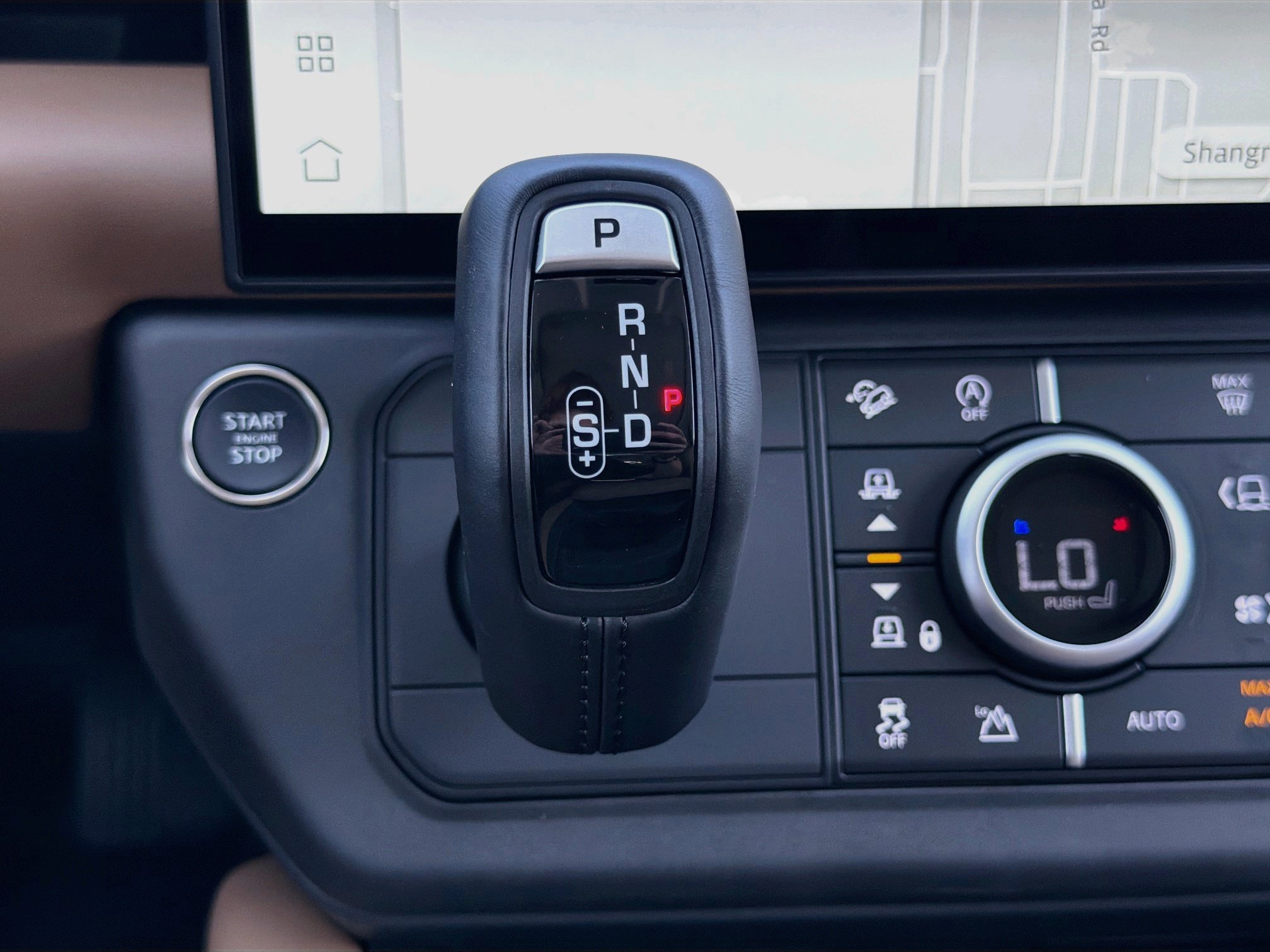 New 2026 Land Rover Defender 130 S AWD/4WD image 30