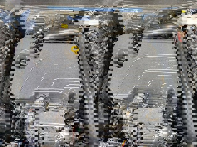 Used 2024 GMC Terrain SLE image 19