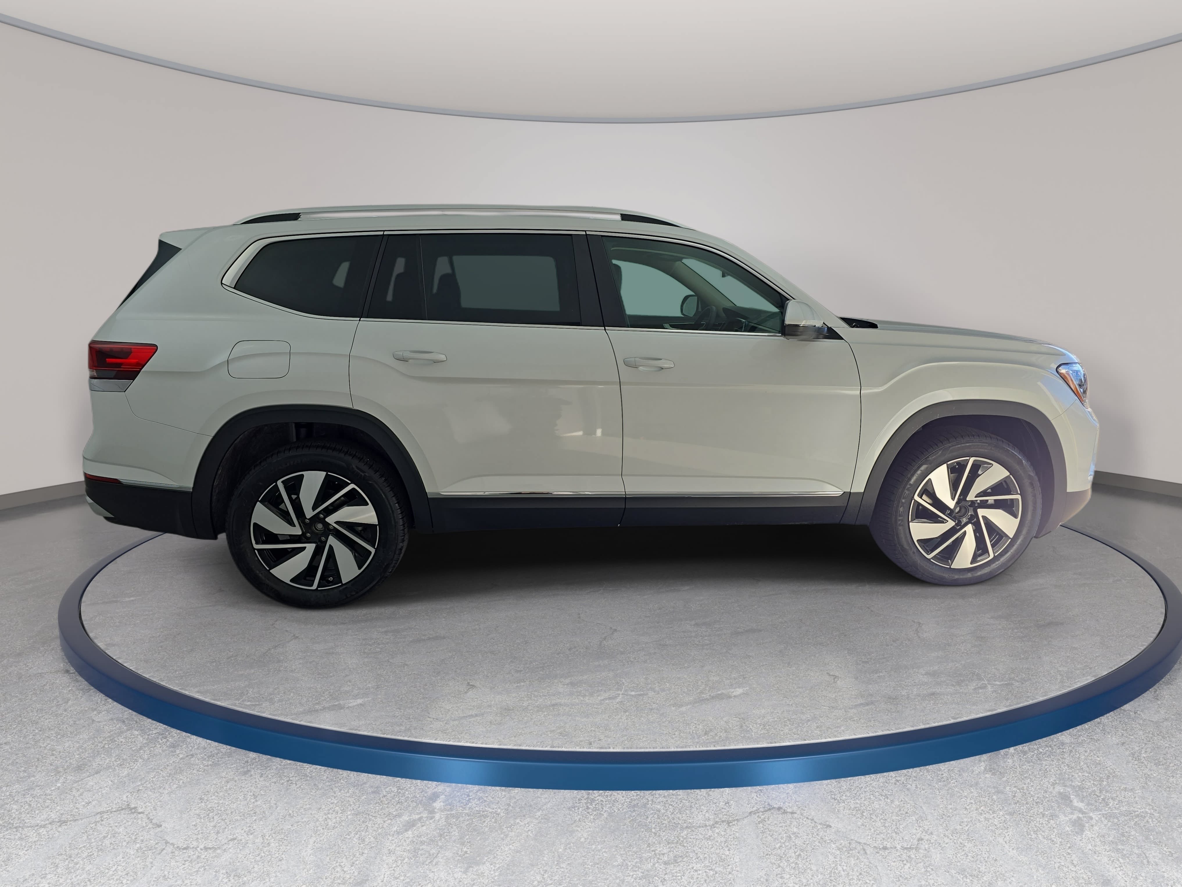 New 2026 Volkswagen Atlas SEL AWD/4WD image 4