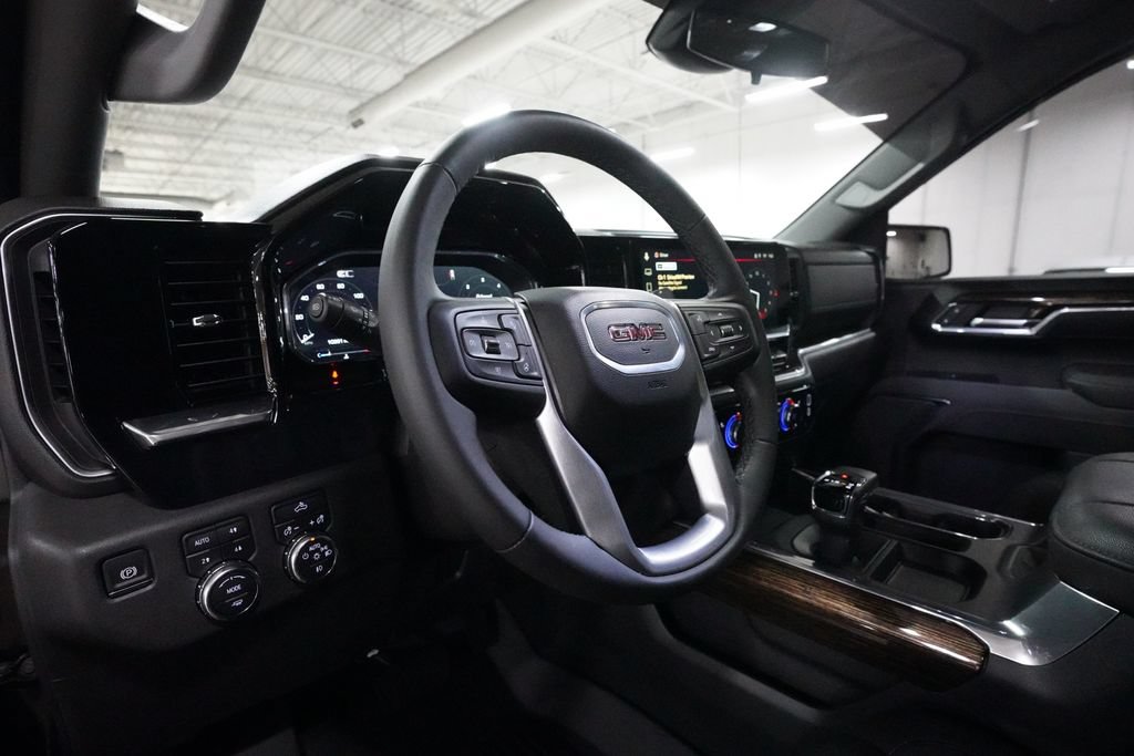 Certified 2025 GMC Sierra 1500 Elevation w/ X31 Off-Road Package AWD/4WD image 7