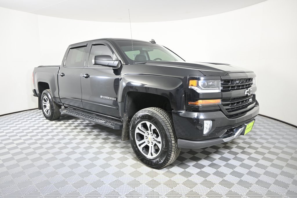 Used 2018 Chevrolet Silverado 1500 LT w/ All Star Edition image 10
