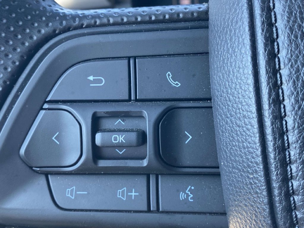 Used 2025 Toyota Tacoma SR5 RWD image 30