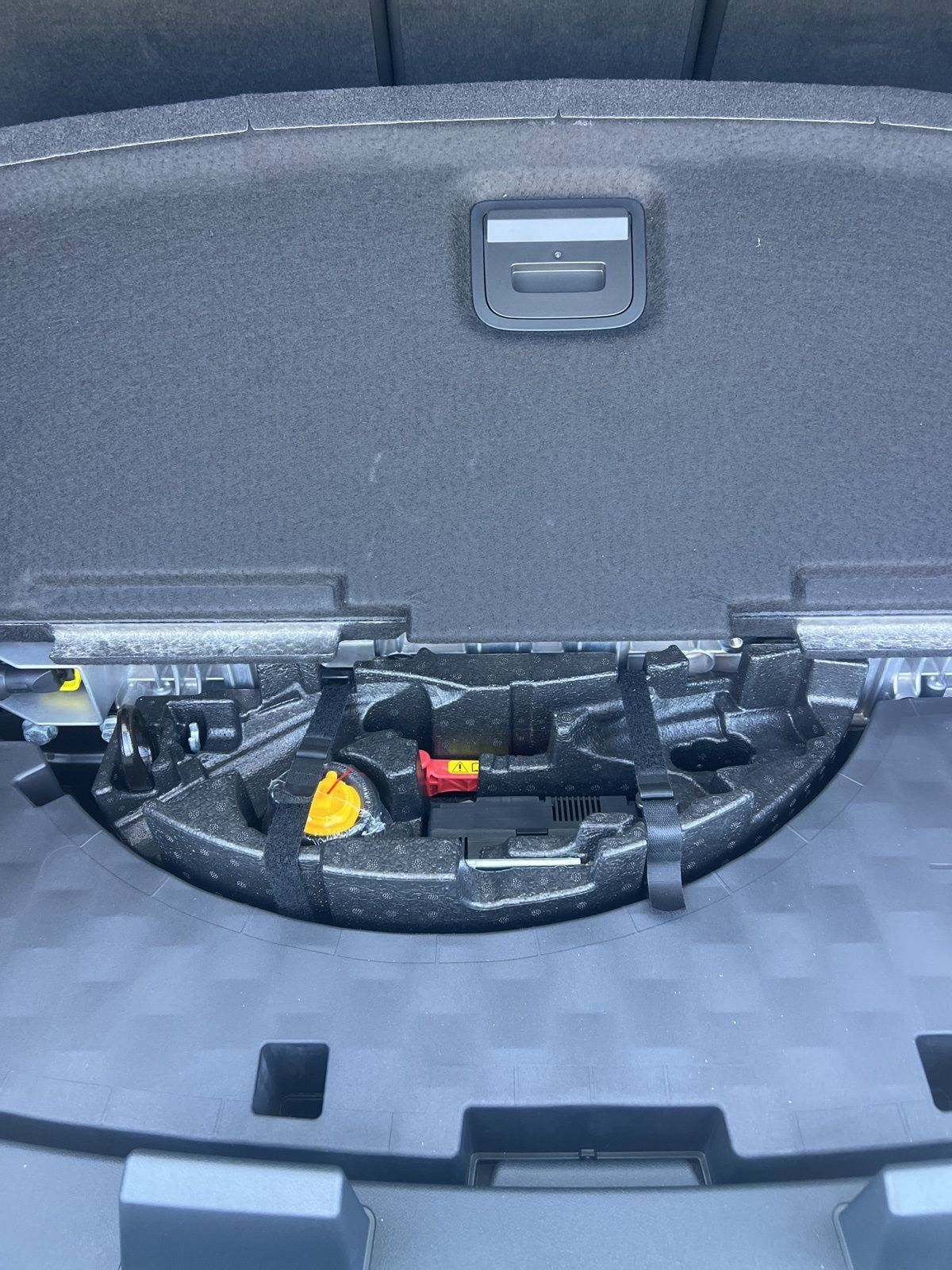 Used 2024 Porsche Cayenne Turbo image 51