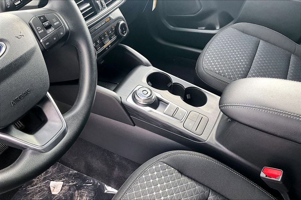 New 2026 Ford Escape Active image 8