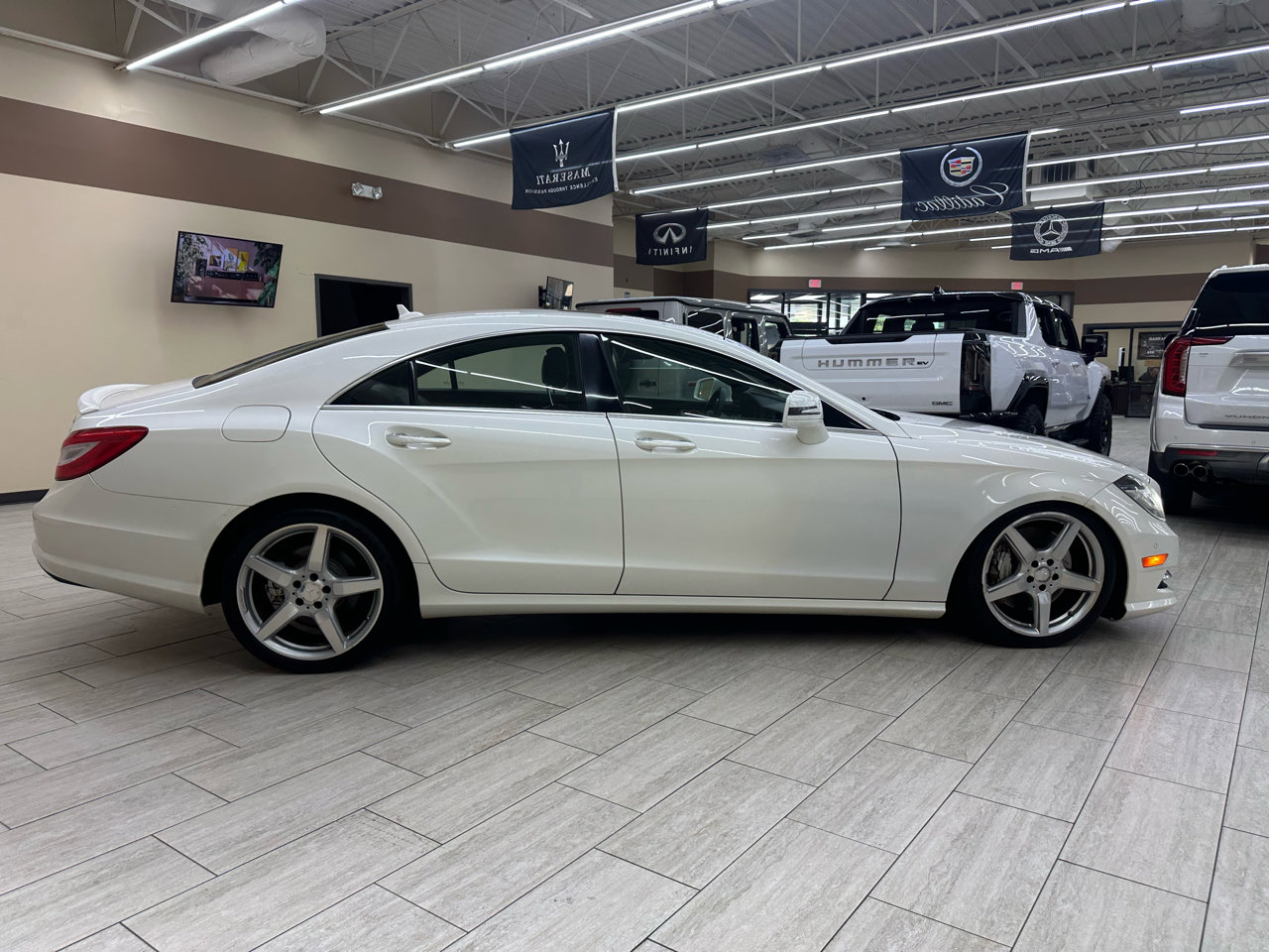 Used 2014 Mercedes-Benz CLS 550 CLS550 4MATIC w/ Premium 1 Package image 6