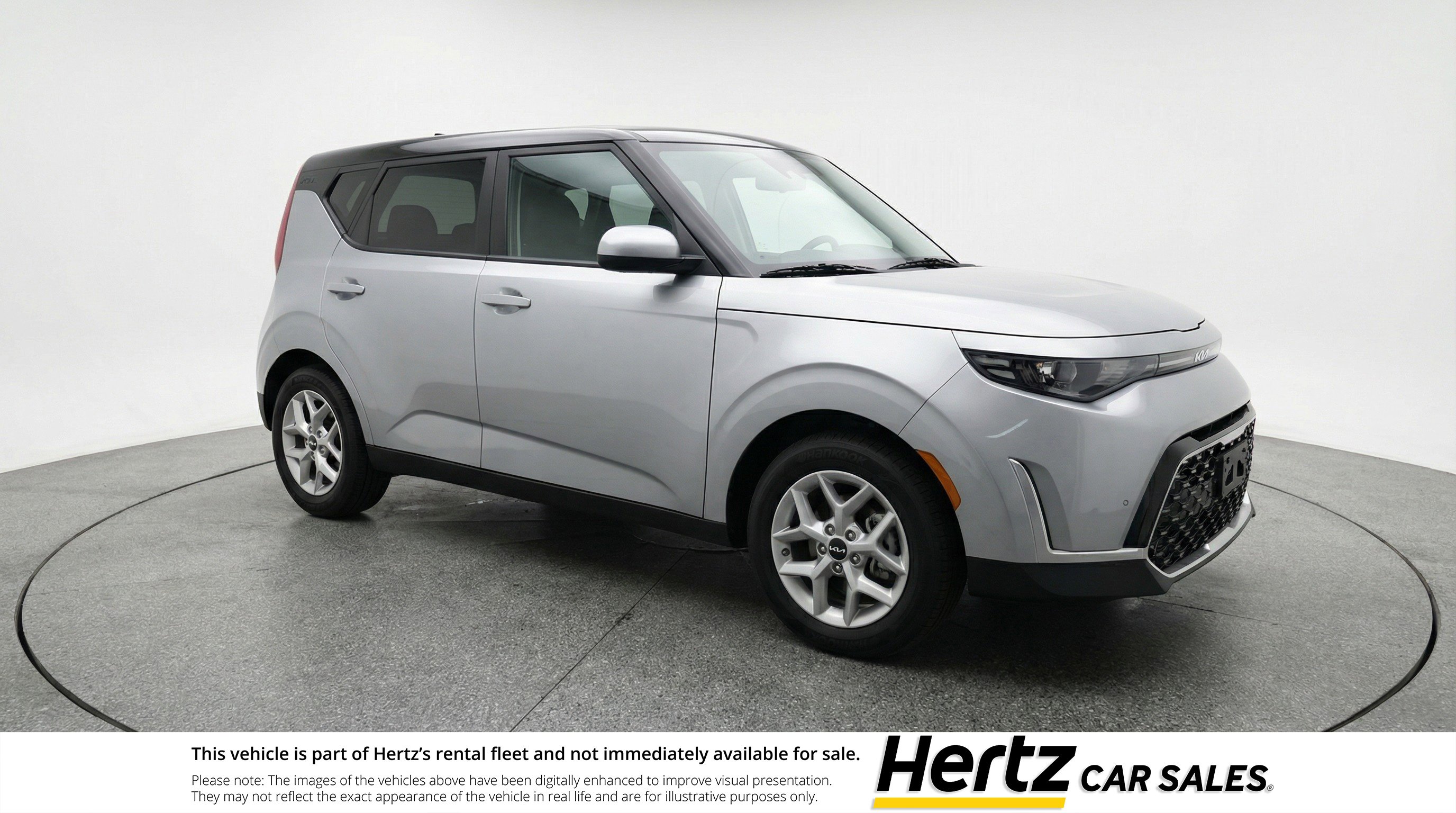 Used 2025 Kia Soul LX w/ LX Technology Package FWD image 1
