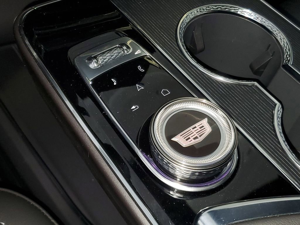 New 2026 Cadillac Lyriq Luxury RWD image 24