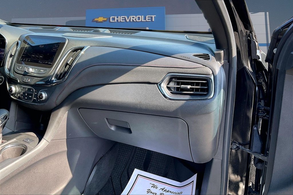 Used 2023 Chevrolet Equinox RS w/ RS Leather Package FWD image 29