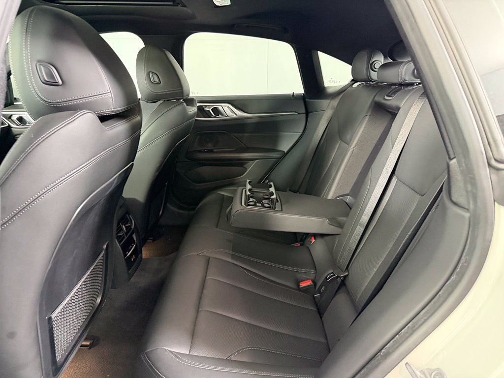 Used 2023 BMW i4 eDrive40 RWD image 18