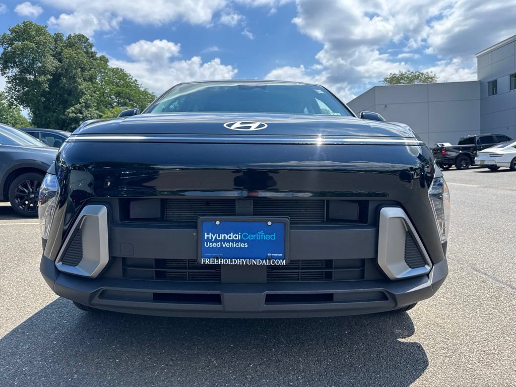 Certified 2025 Hyundai Kona SE AWD/4WD image 10