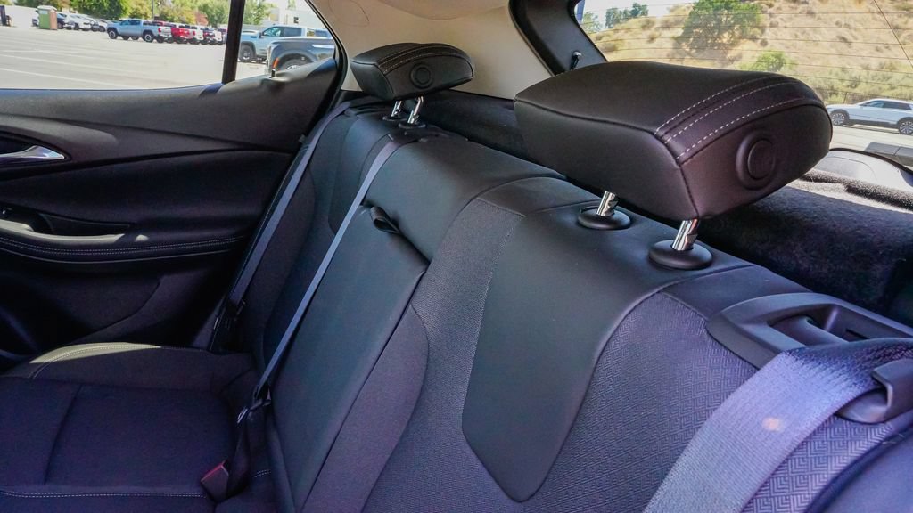 Used 2023 Buick Encore GX Select w/ Sport Touring Package FWD image 13