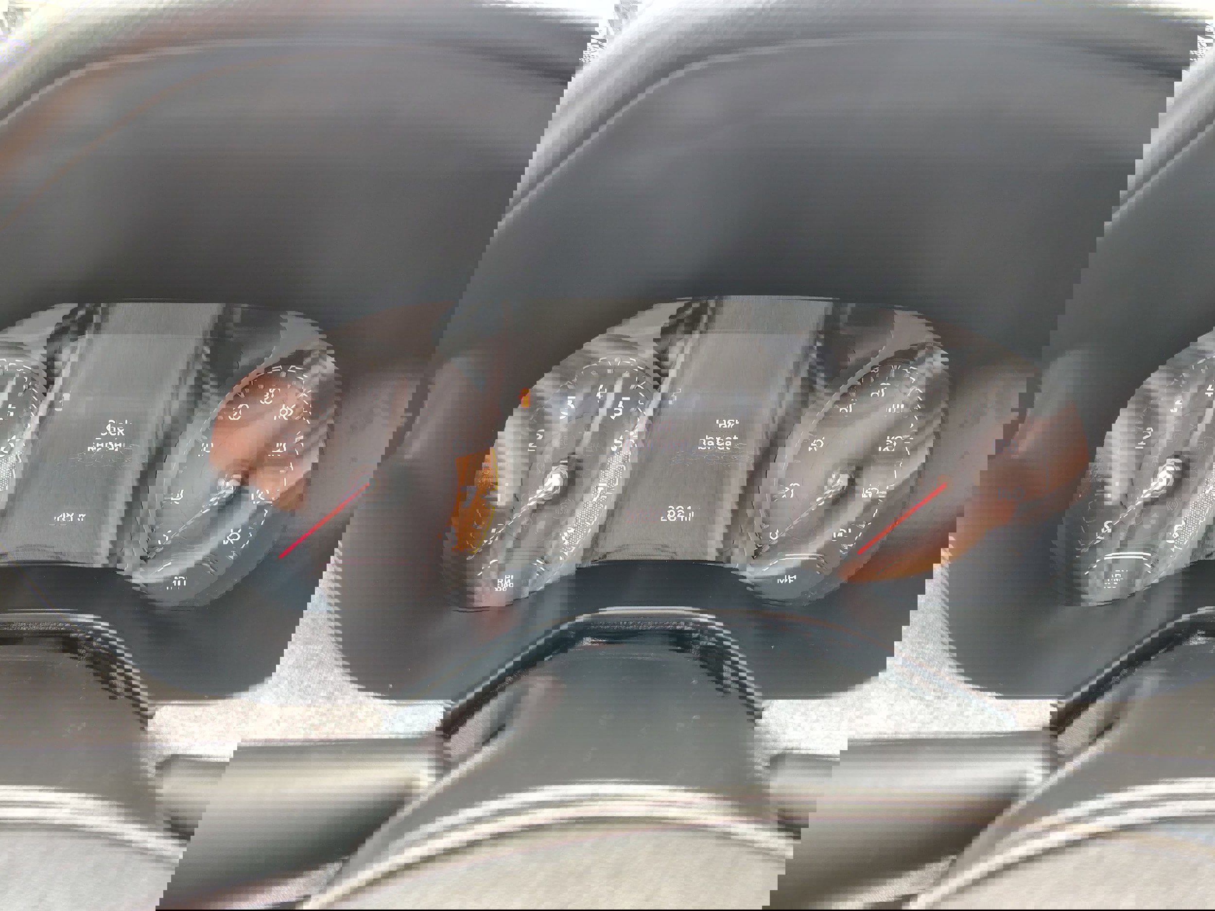 Used 2024 Jeep Compass Latitude image 28