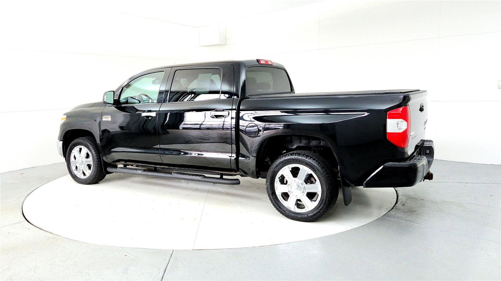 Used 2019 Toyota Tundra 1794 Edition AWD/4WD image 4