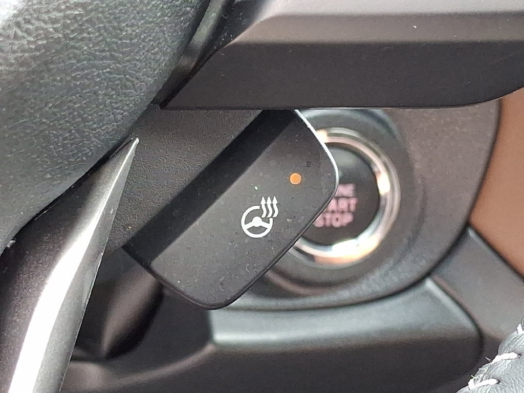 Used 2022 Subaru Outback Touring XT AWD/4WD image 27