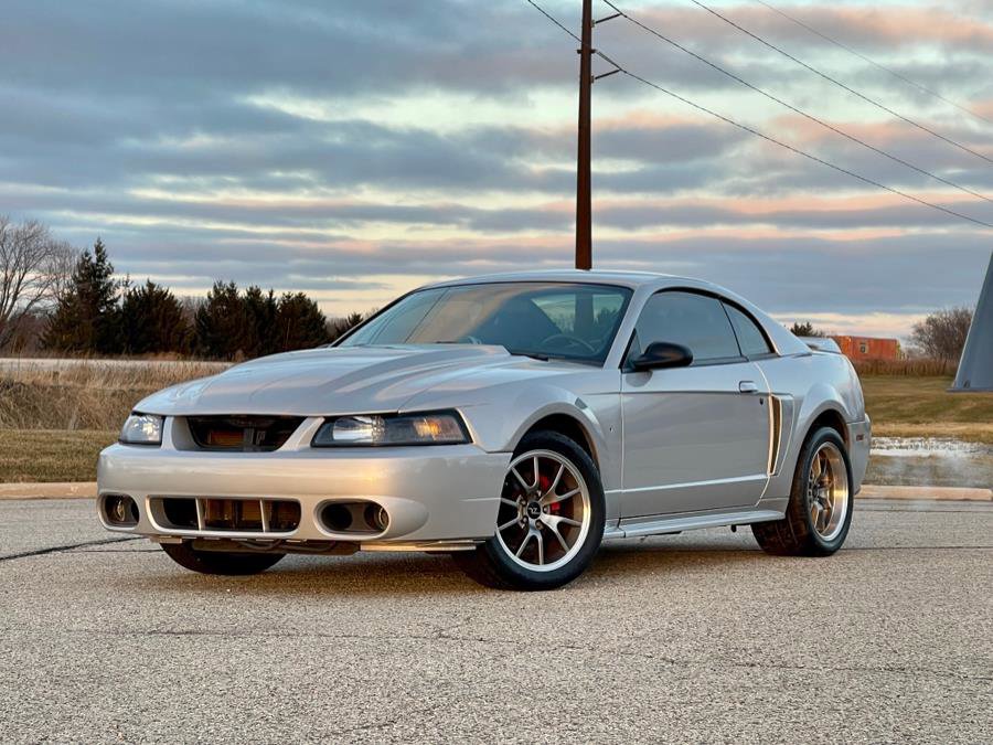 Used 2000 Ford Mustang GT RWD image 3