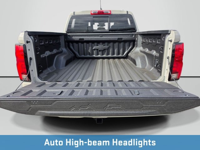 New 2026 Chevrolet Colorado ZR2 w/ Technology Package AWD/4WD image 16