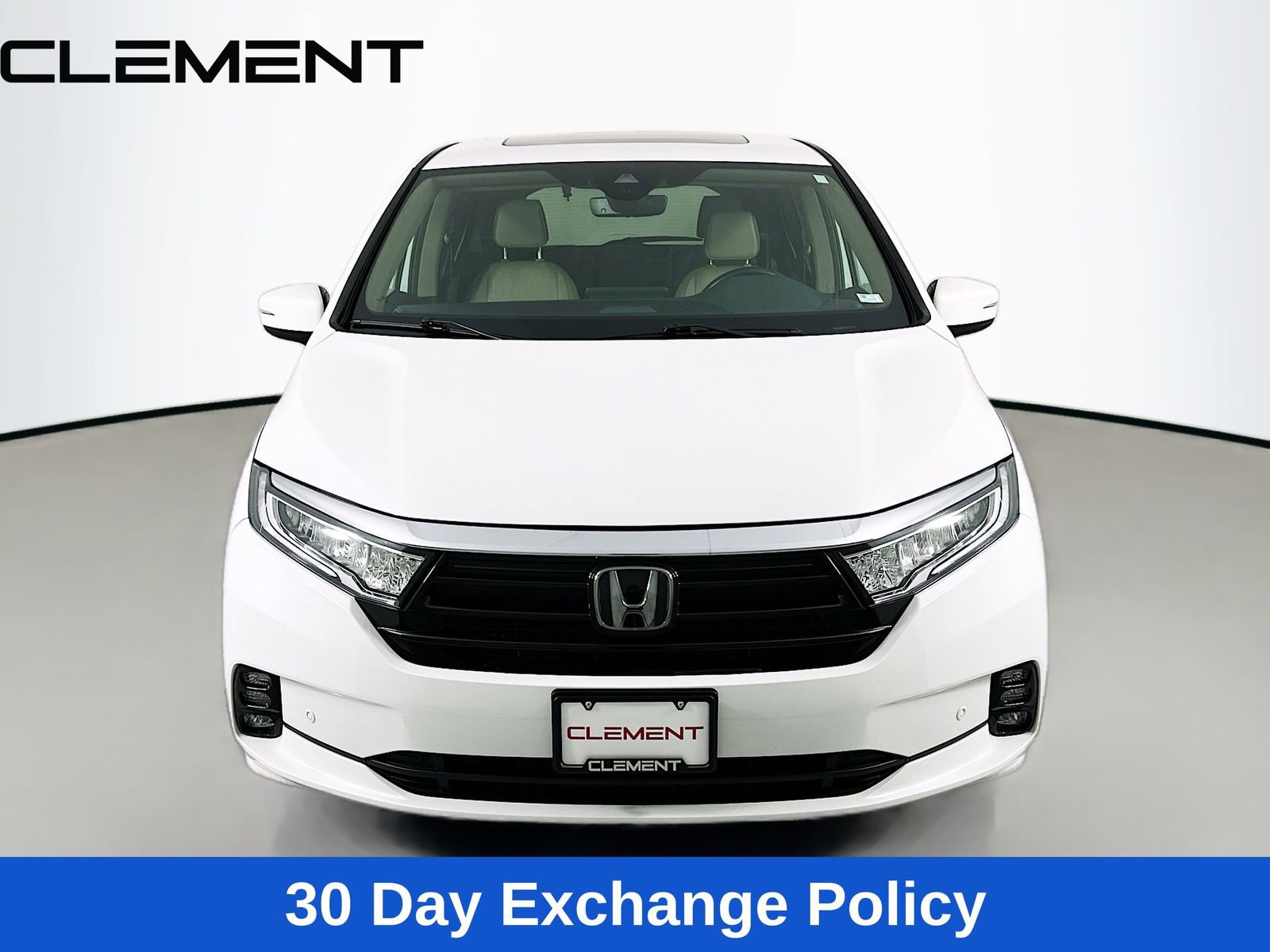 Used 2024 Honda Odyssey Elite image 3
