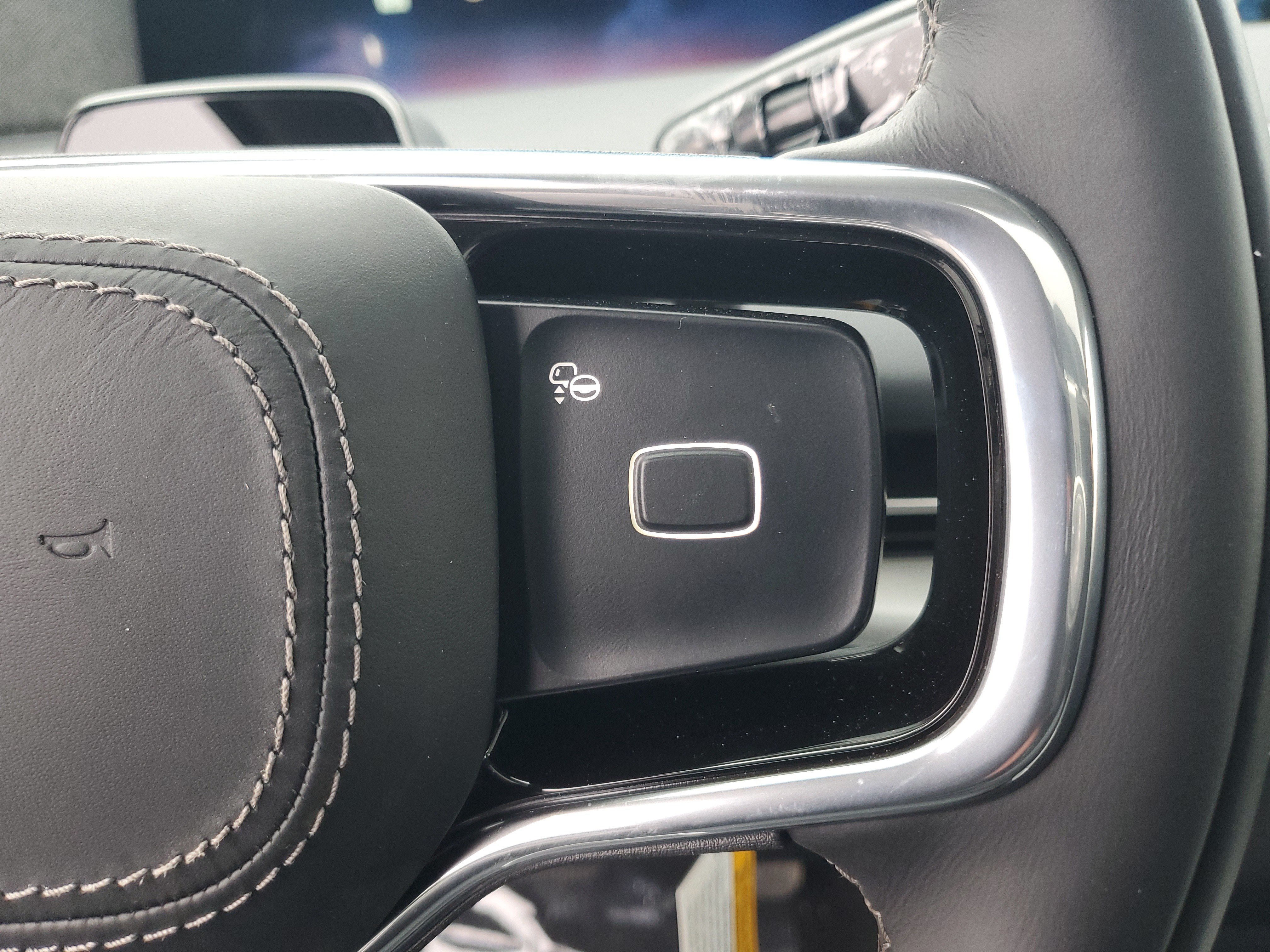 New 2026 Lincoln Navigator Reserve AWD/4WD image 18