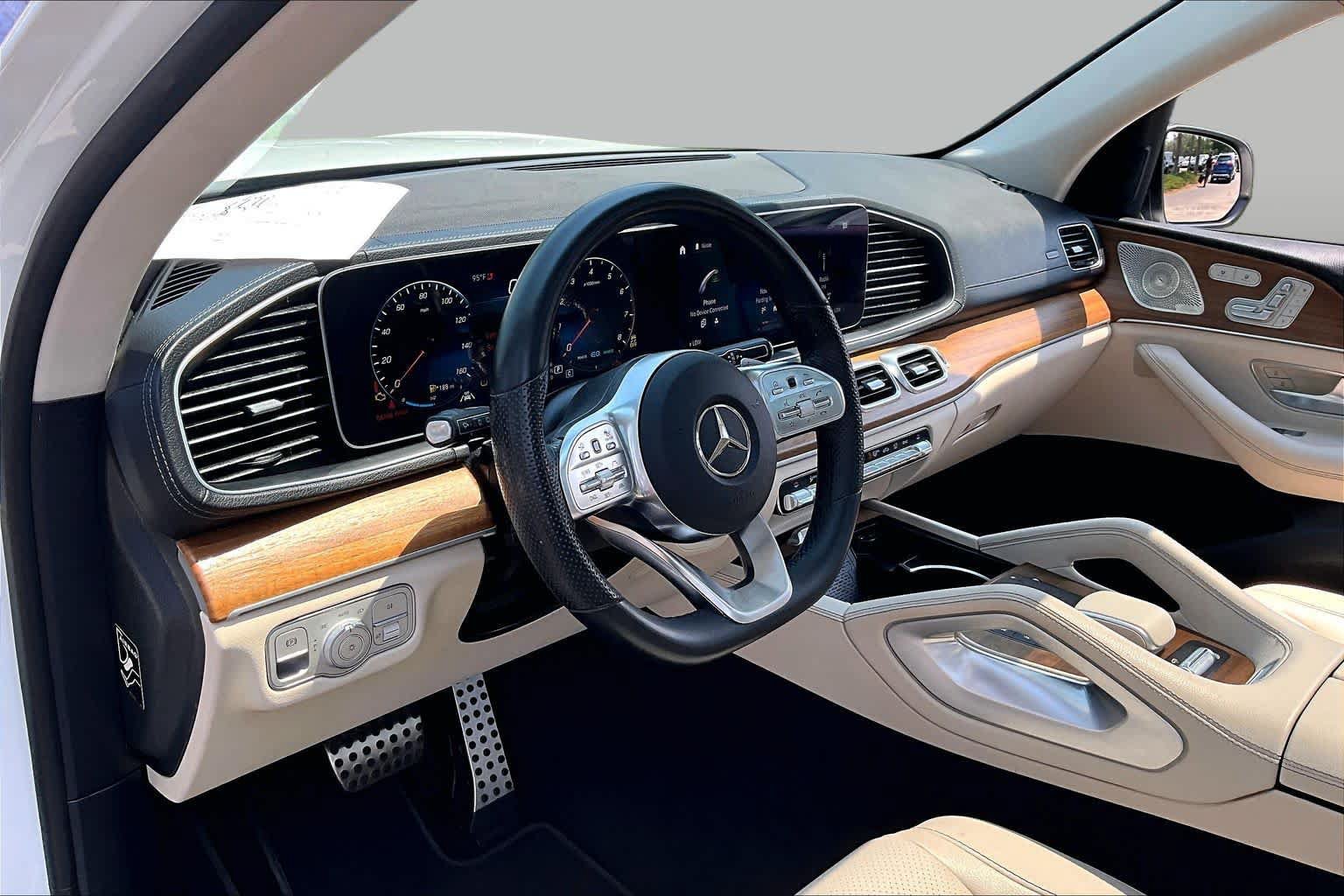 Certified 2023 Mercedes-Benz GLS 450 4MATIC image 18