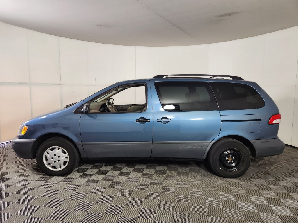 Used 2002 Toyota Sienna CE FWD image 4