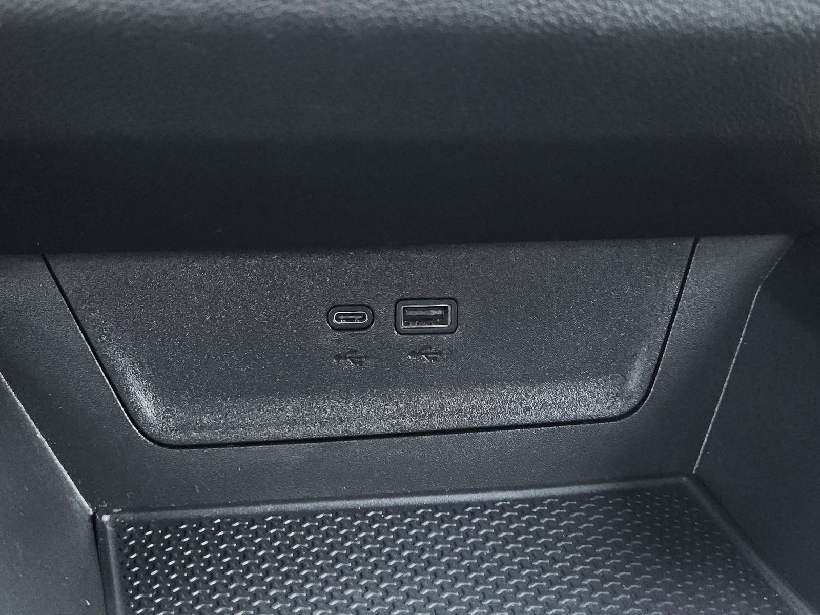 Used 2026 Chevrolet Equinox LT FWD image 28