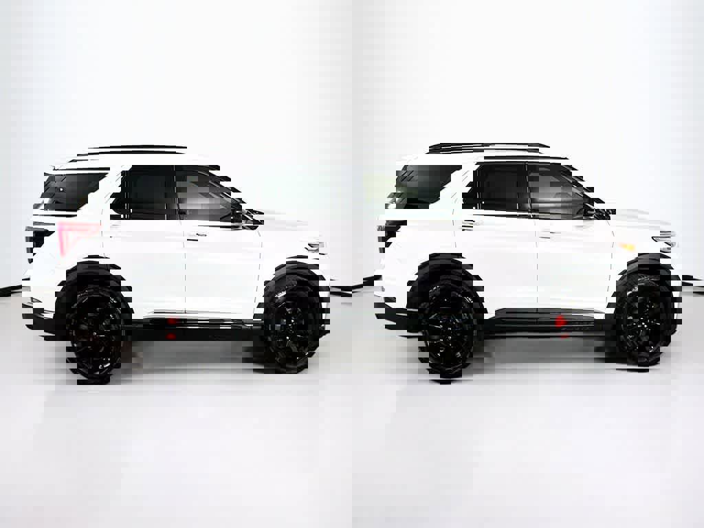 Certified 2023 Ford Explorer ST w/ Equipment Group 401A image 26