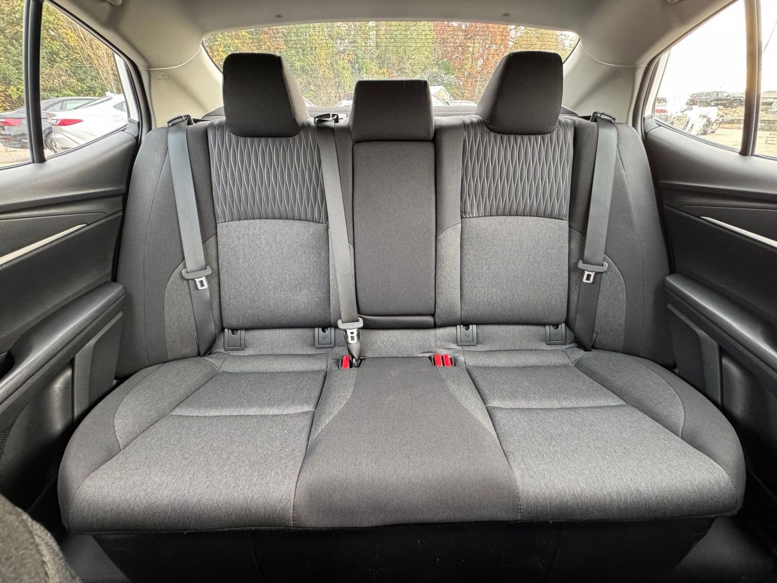 Used 2025 Toyota Camry LE image 33