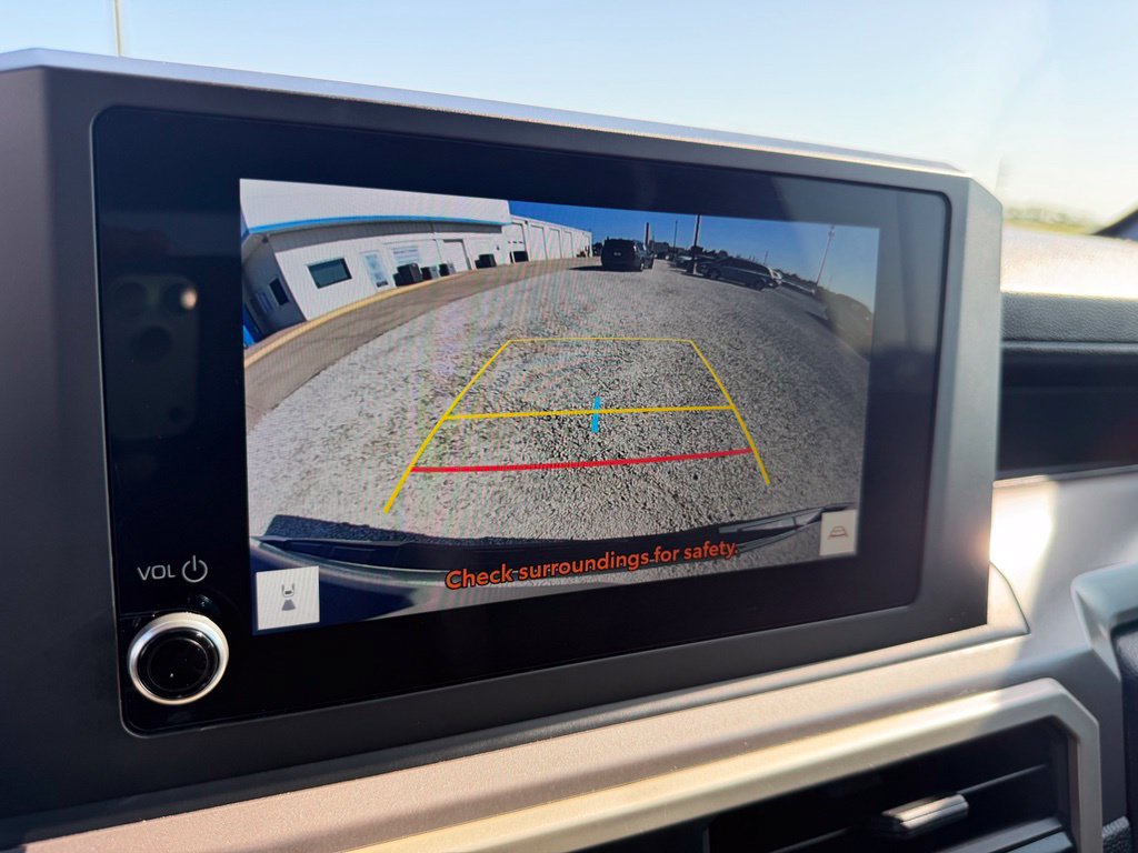 Used 2024 Toyota Tacoma SR5 AWD/4WD image 20