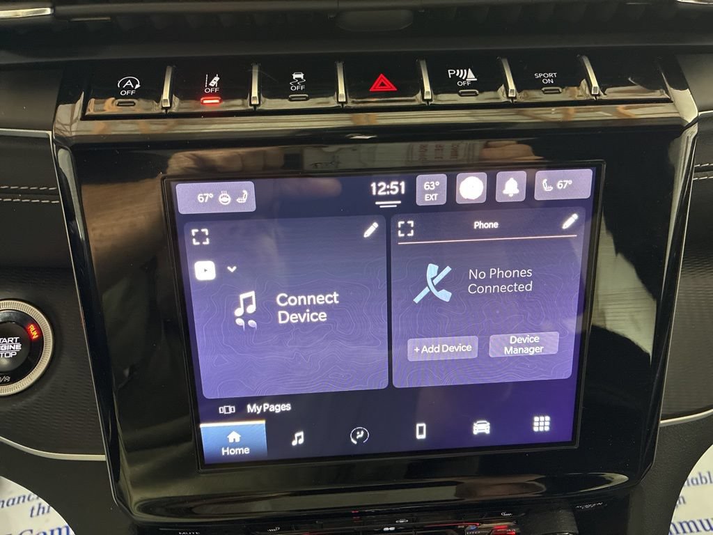 Used 2025 Jeep Grand Cherokee L Altitude AWD/4WD image 18