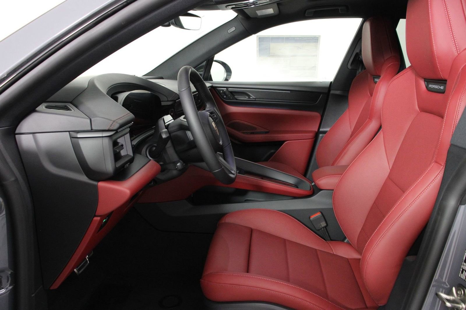 New 2026 Porsche Macan GTS Electric AWD/4WD image 5