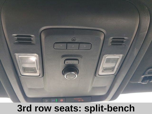 Used 2023 Chevrolet Suburban LT image 16