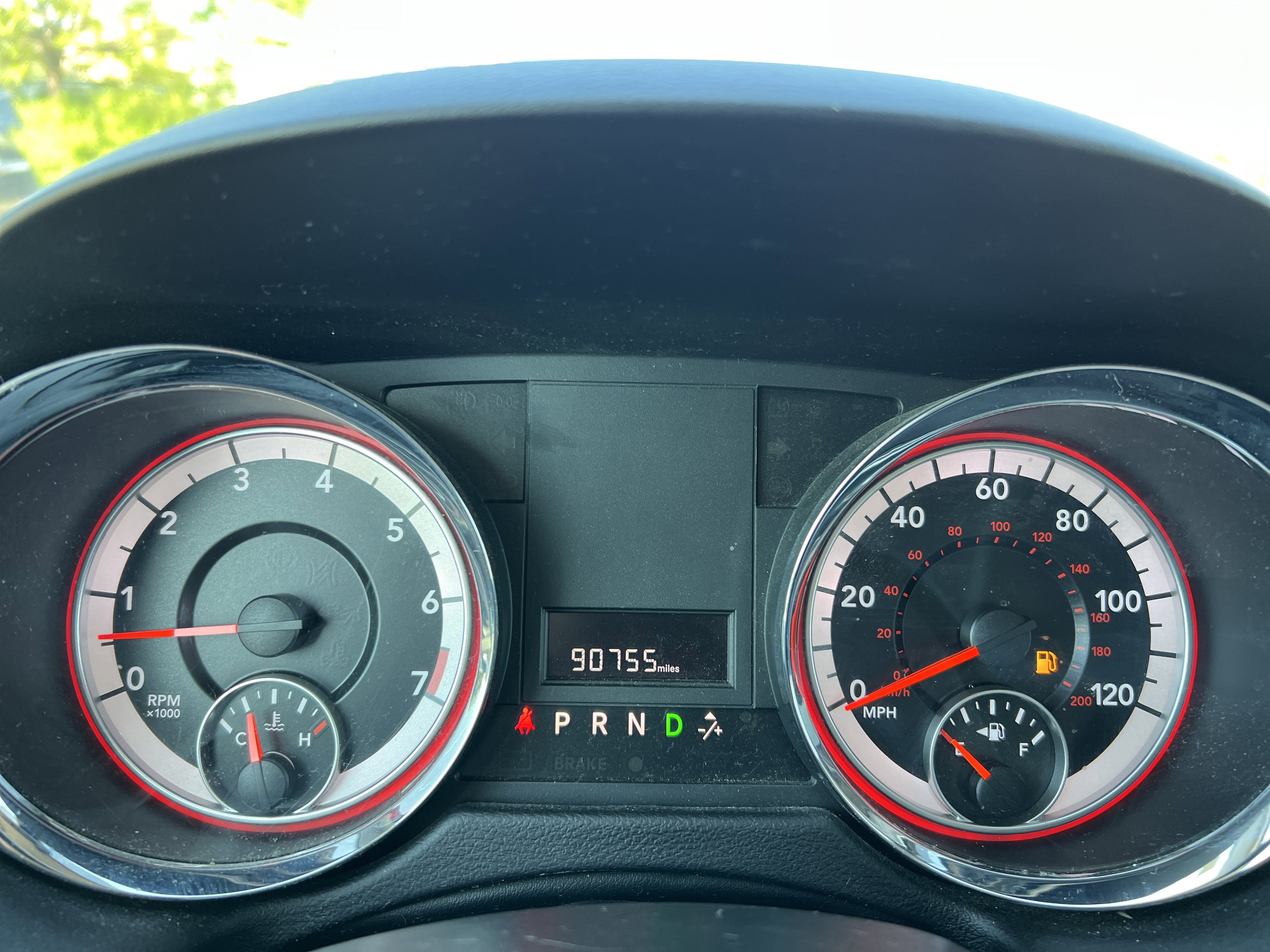 Used 2020 Dodge Grand Caravan SE w/ UConnect Hands-Free Group FWD image 3