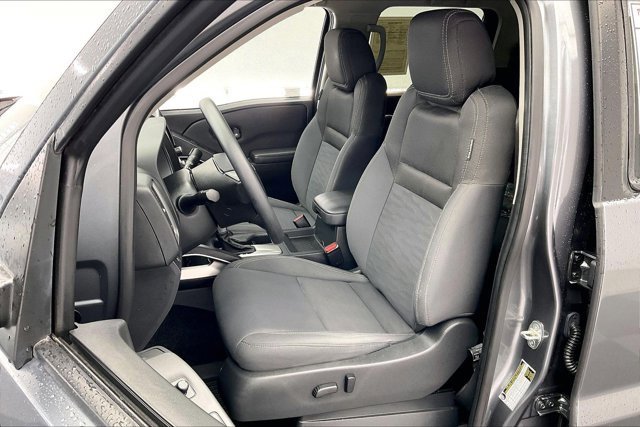 Used 2022 Nissan Frontier SV w/ Technology Package image 17