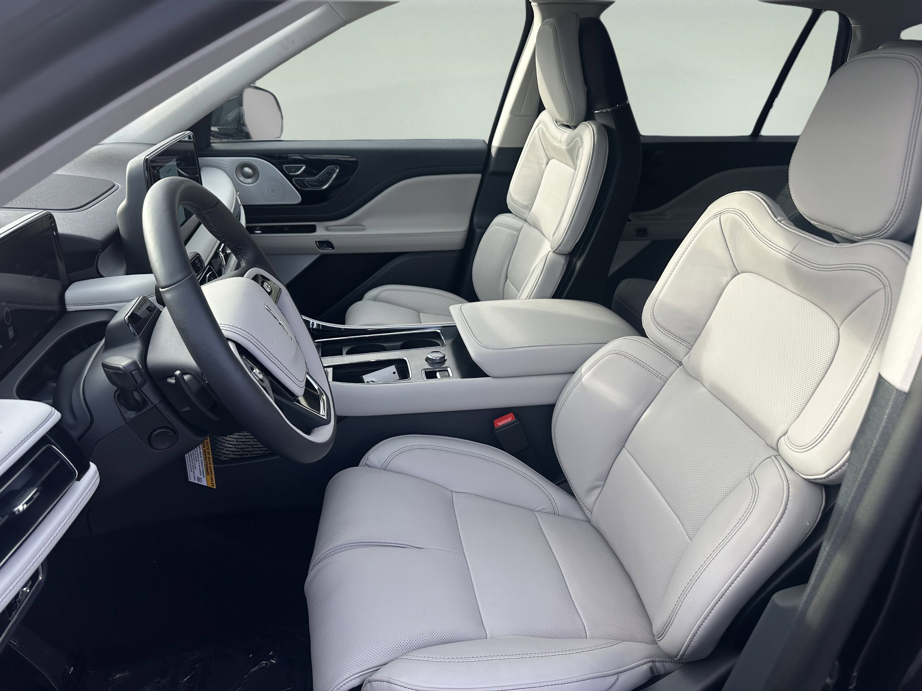 New 2026 Lincoln Aviator Reserve image 9