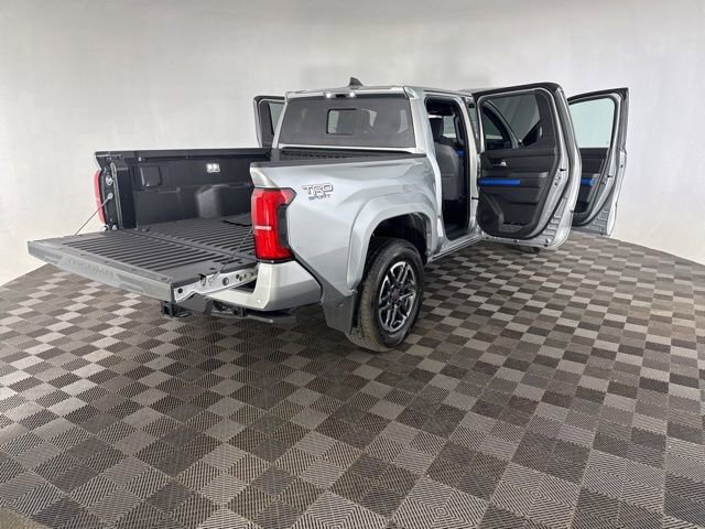 Used 2025 Toyota Tacoma TRD Sport w/ TRD Sport Upgrade Package AWD/4WD image 14