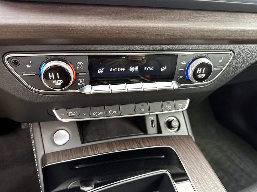 Used 2023 Audi Q5 2.0T Premium Plus w/ Premium Plus Package image 23